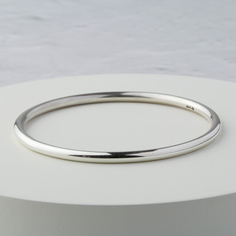 Alambra Grande Polished Bangle