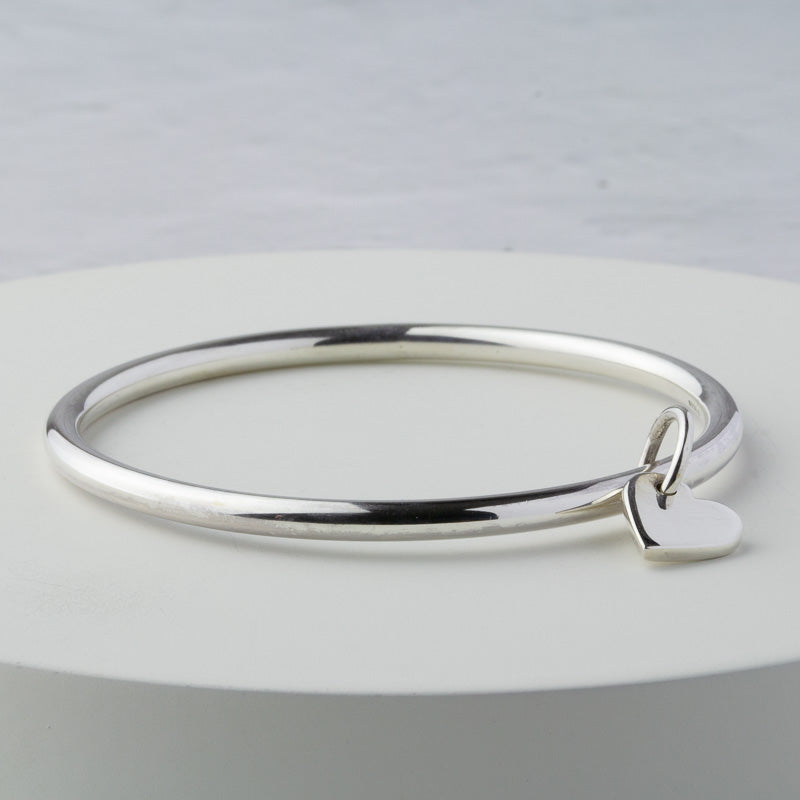 Alambra Grande Heart Bangle