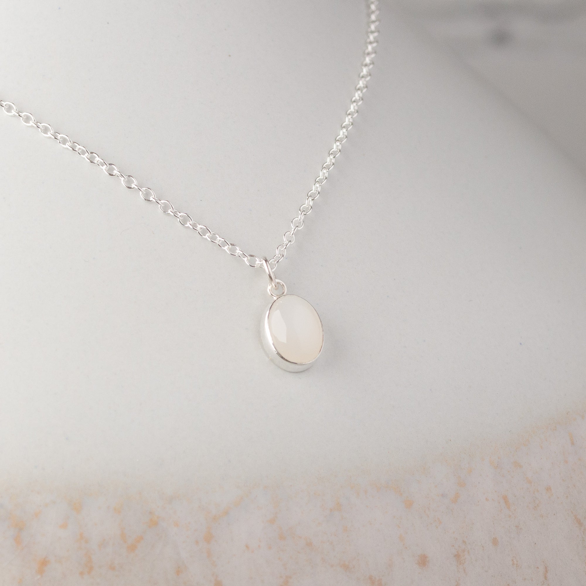 Stella Ovale Moonstone Pendant