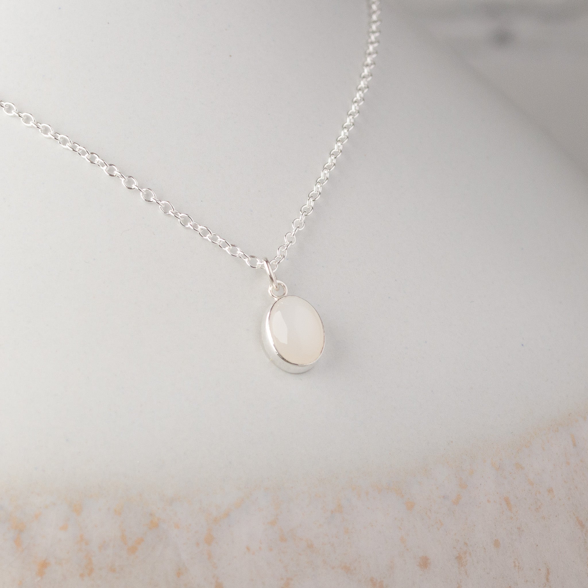 Stella Ovale Moonstone Pendant