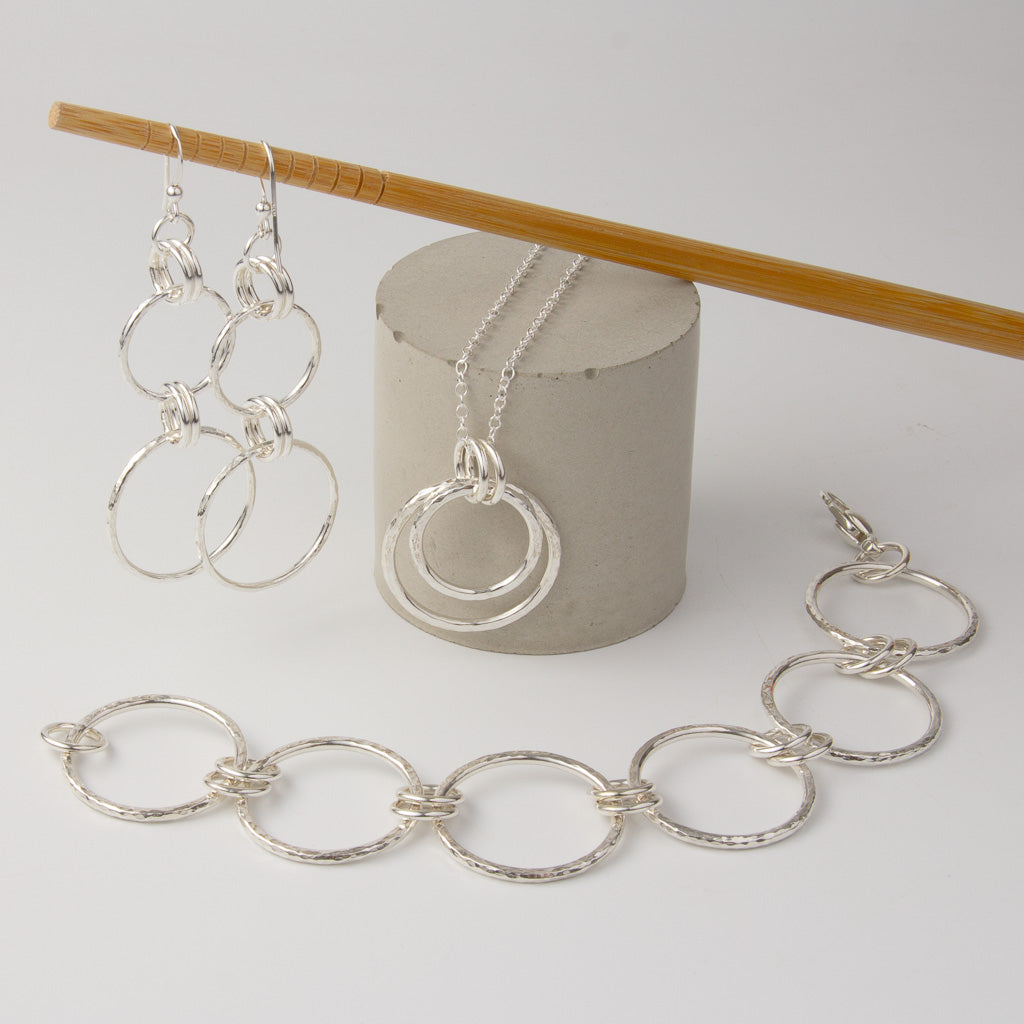 Caldera Cirque Nocturno Drop Earrings