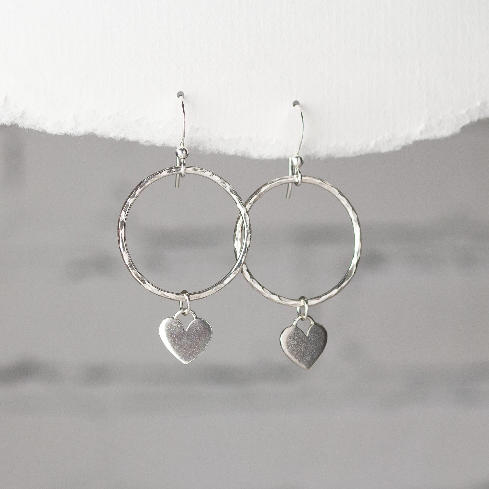 Caldera Amor Sonido Grande Earrings