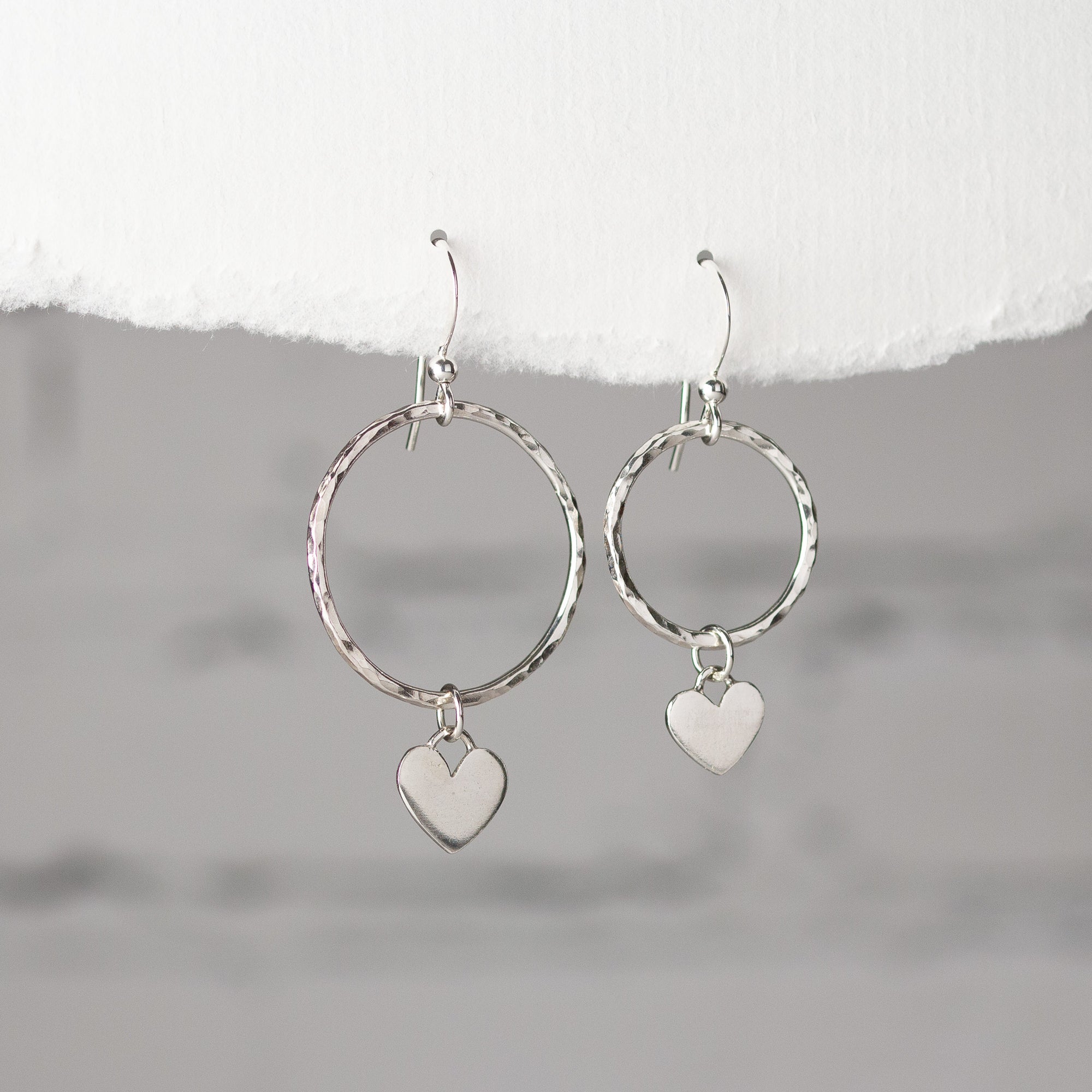 Caldera Amor Sonido Grande Earrings