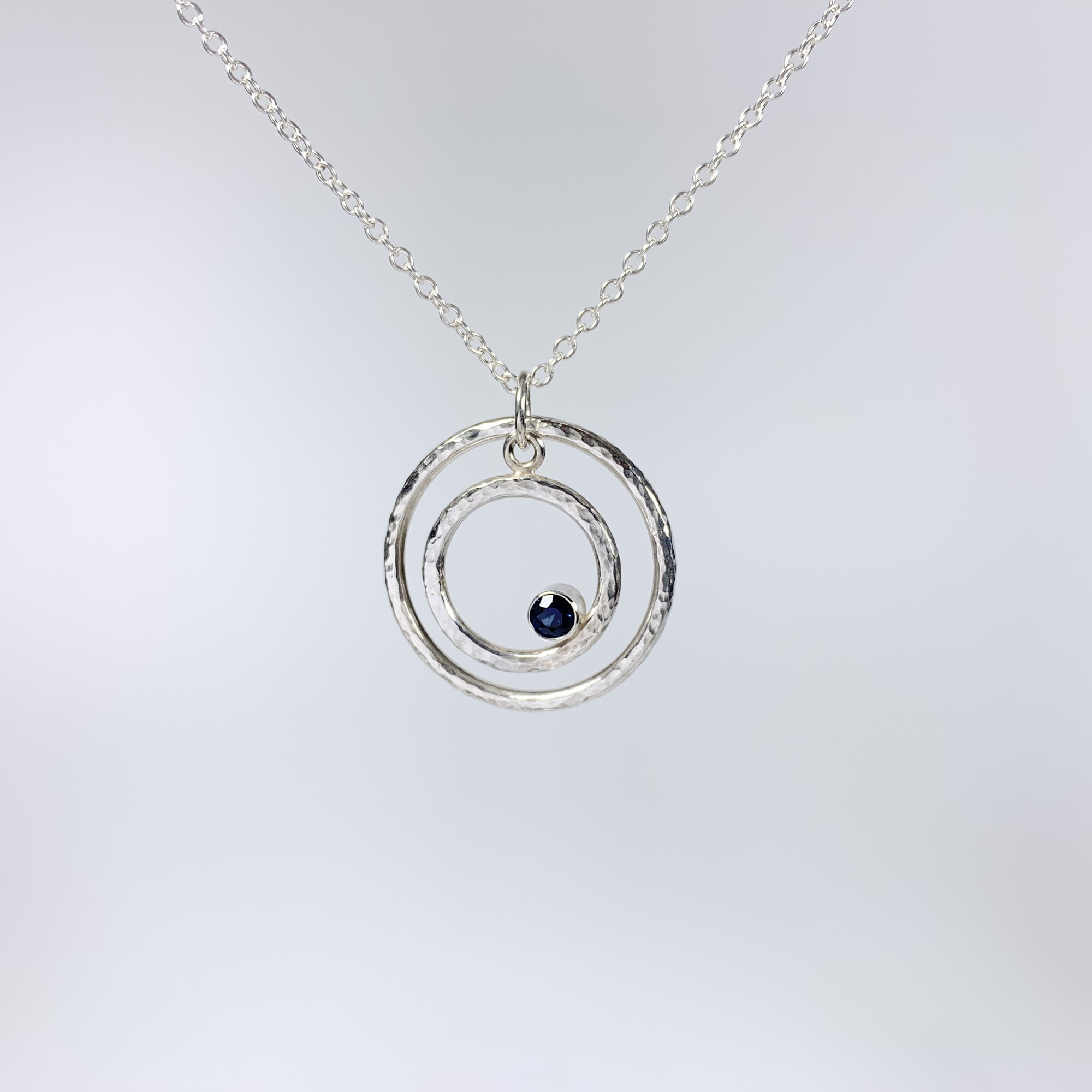 Caldera Eclissi Doppia Blue Sapphire Silver Pendant Necklace
