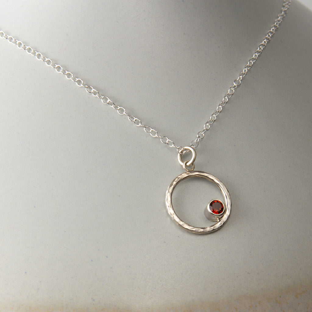 Caldera Eclissi Garnet Pendant