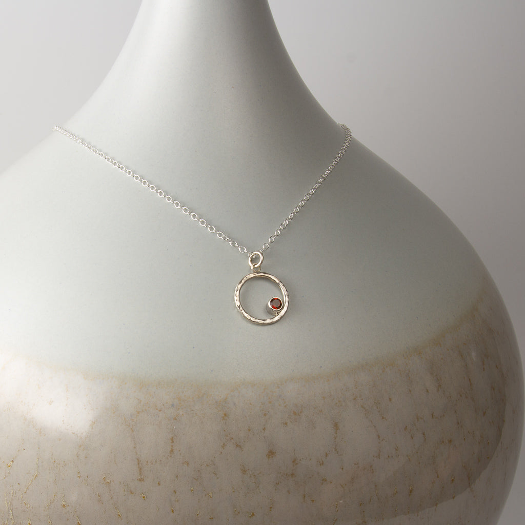 Caldera Eclissi Garnet Pendant