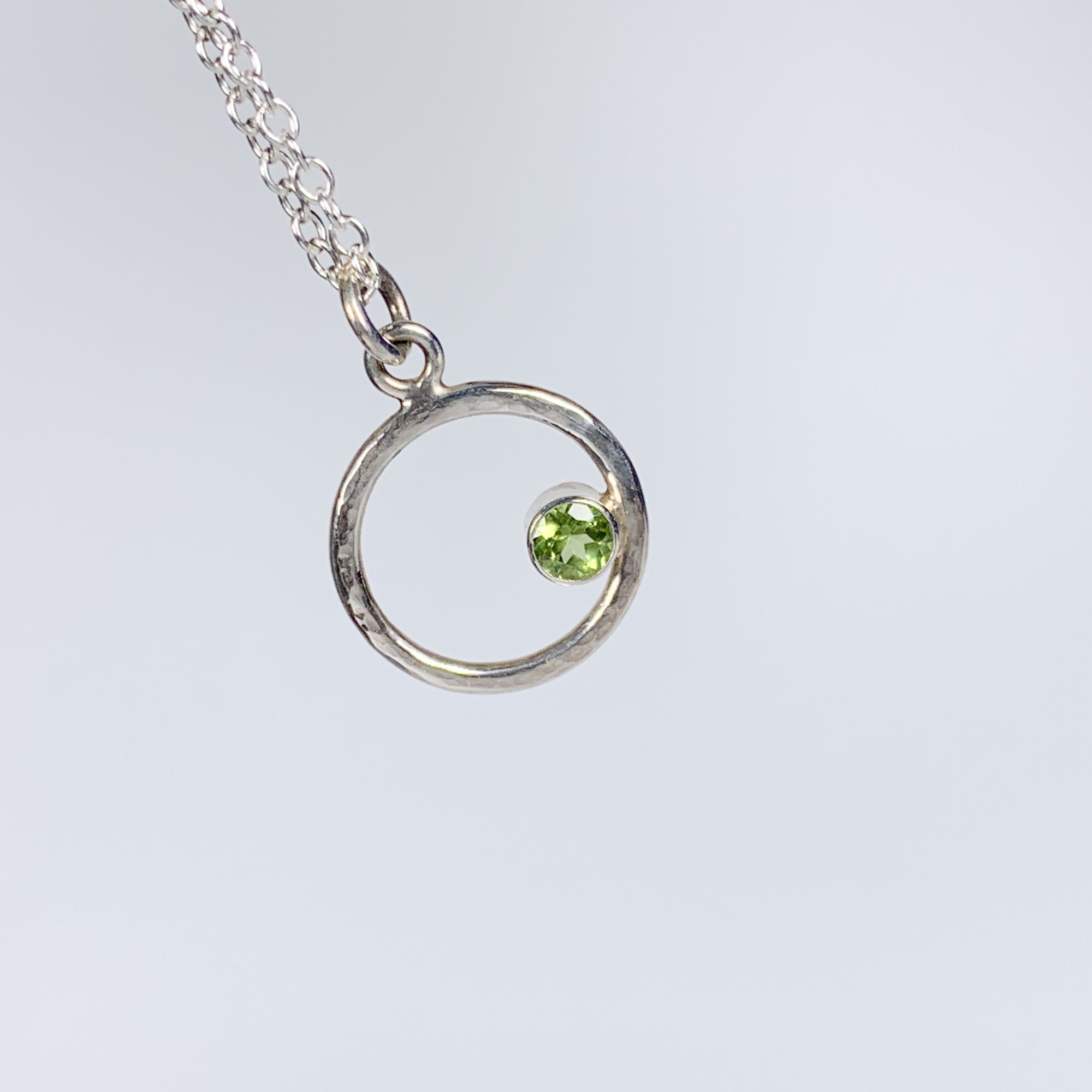 Caldera Eclissi Peridot Silver Pendant Necklace