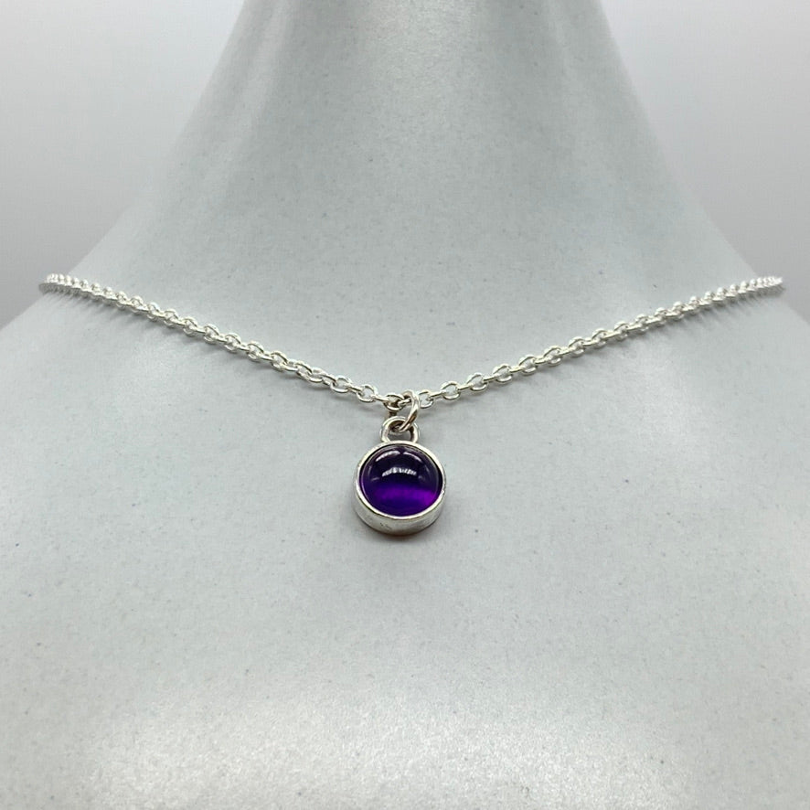 Stella Round Amethyst Cabochon Pendant Necklace