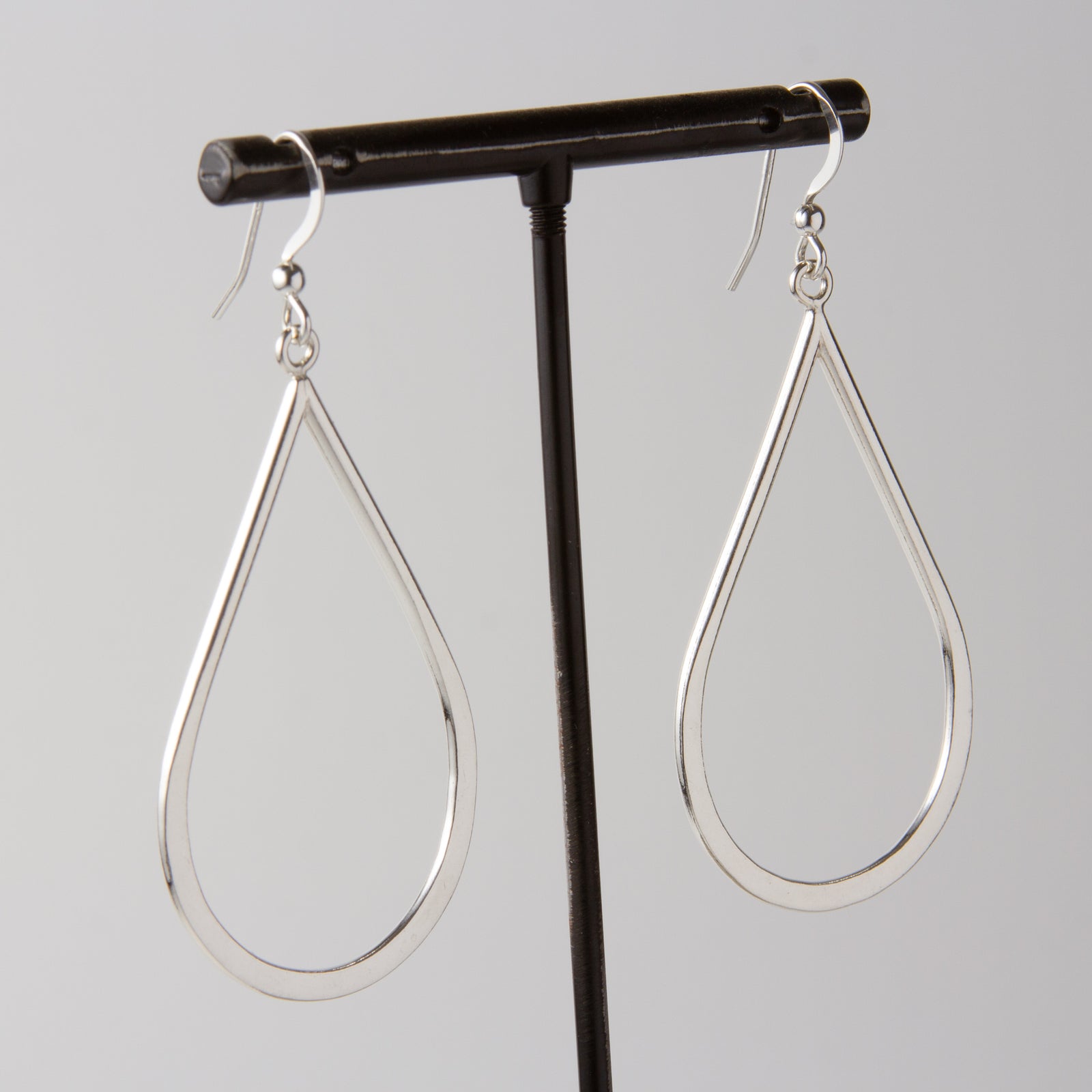 Perla Grande Large Teardrop Shaped Silver Earrings