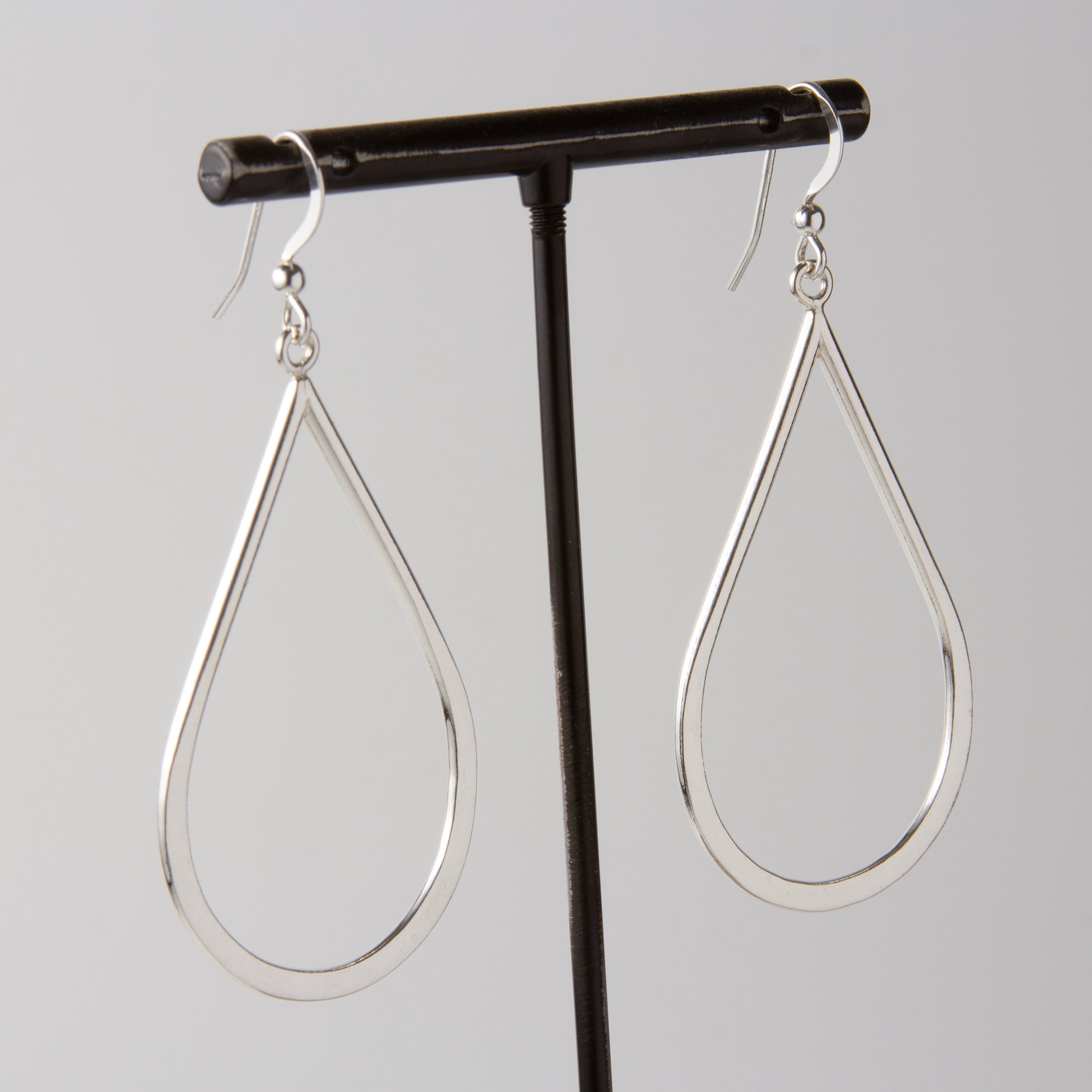 Perla Grande Large Teardrop Shaped Silver Earrings