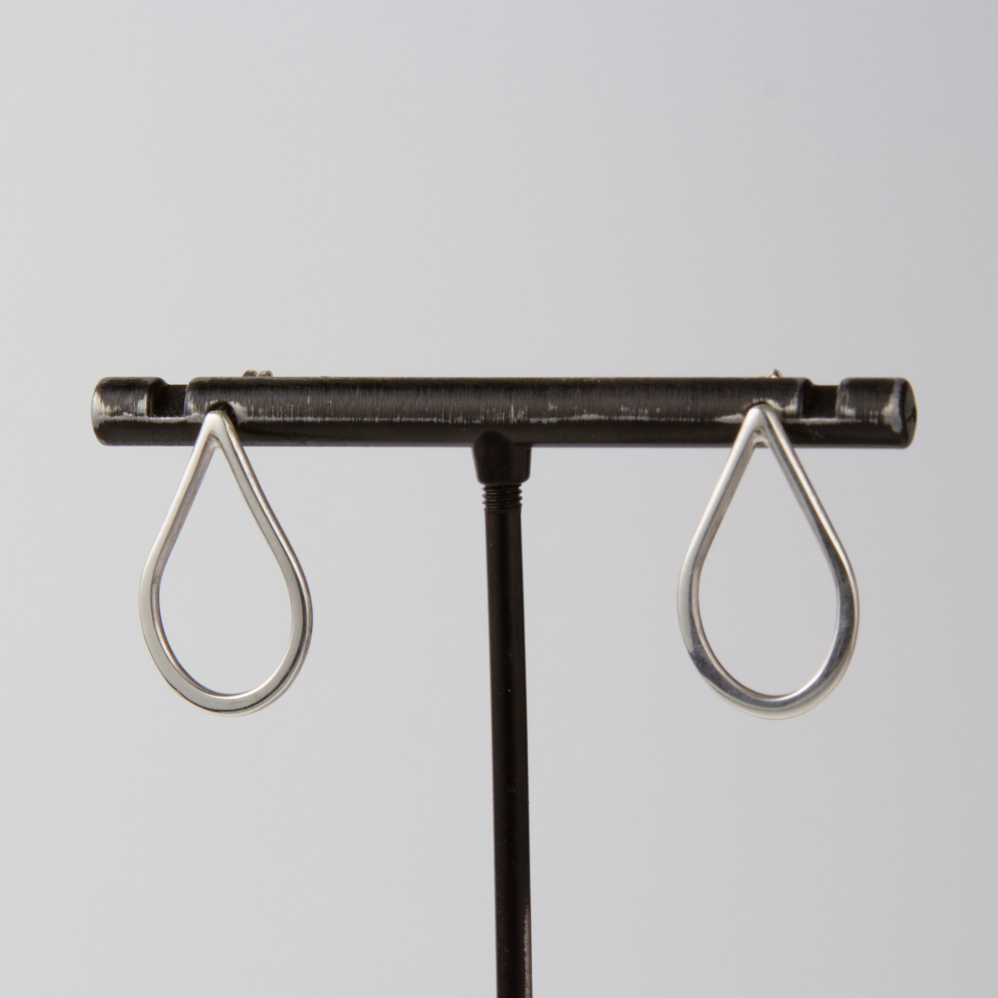 Perla Silver Droplet Stud Earrings